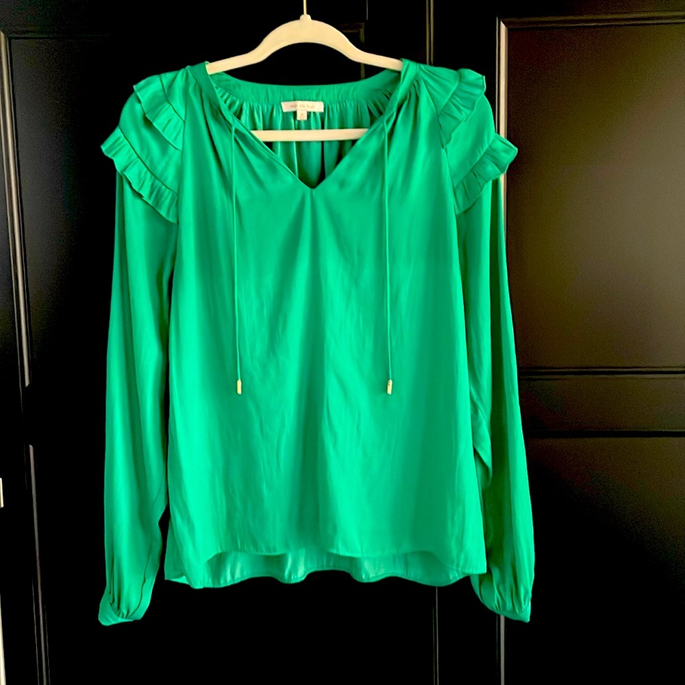 Skies are blue blouse size Medium